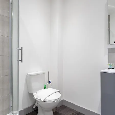 Bright 1br In Hunslet Near Centre Apartmán *