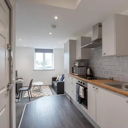 Bright 1br In Hunslet Near Centre